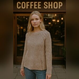 Divided H&M Women's Beige Oversized Crew Neck Pullover Knit‎ Sweater Size Medium